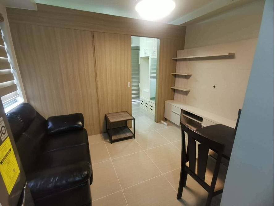 A bare, unfurnished condo unit before Maison Lumière transformation